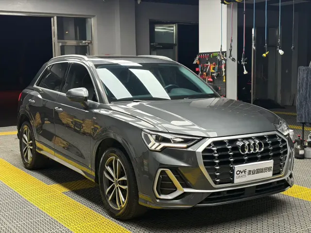 Audi Q3 — Фото автомобиля 3