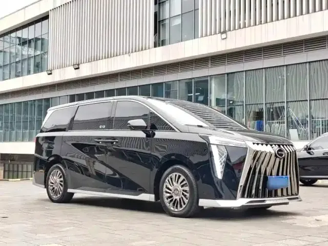 GAC Trumpchi M8 — Фото автомобиля 2