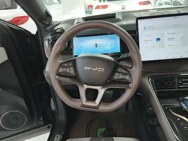BYD Frigate 07 — Фото автомобиля 10