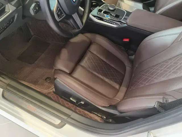 BMW i3 — Фото автомобиля 9