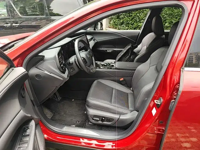Lexus RX — Фото автомобиля 15