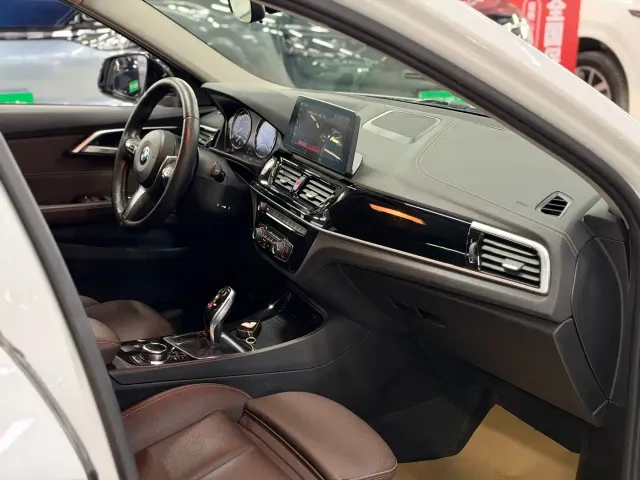 BMW 1 Series — Фото автомобиля 12