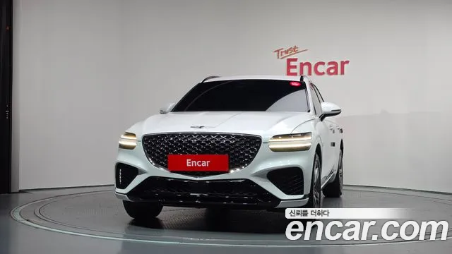 Genesis GV70 — Фото автомобиля 3