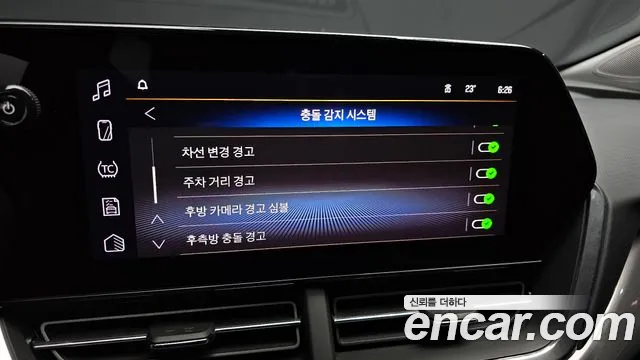 ChevroletGMDaewoo Trax Trax Кроссовер — Фото автомобиля 16