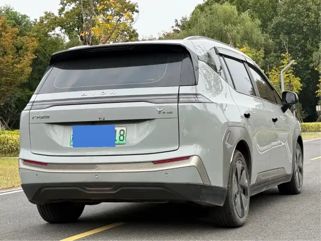 GAC Aion Y — Фото автомобиля 4