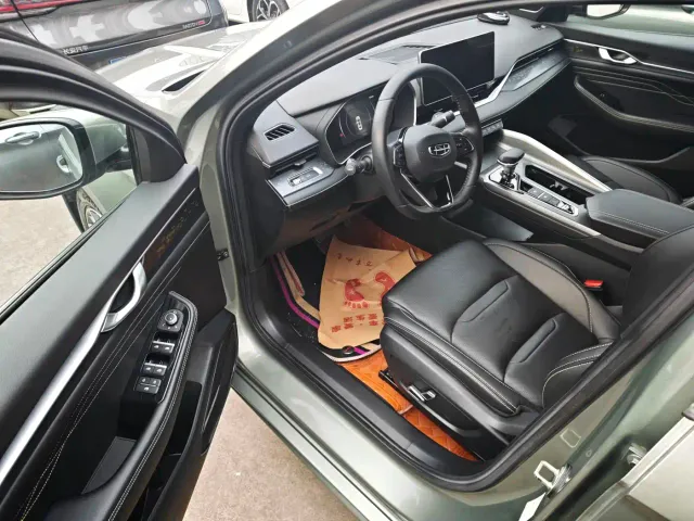 Geely Xingrui — Фото автомобиля 4