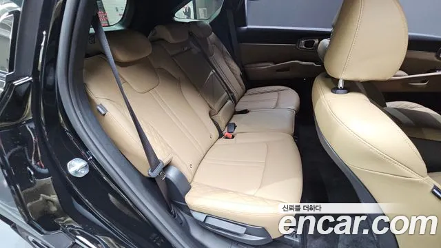 Kia Sorento Новый Sorento 4 поколение Бензин 2.5T 2WD — Фото автомобиля 10