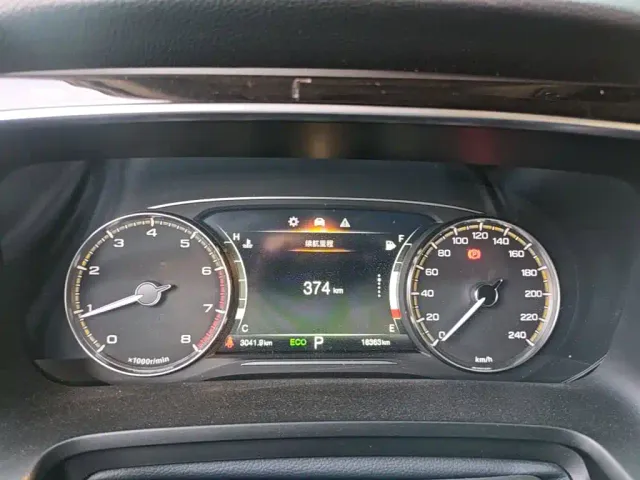 GAC Trumpchi M8 — Фото автомобиля 11
