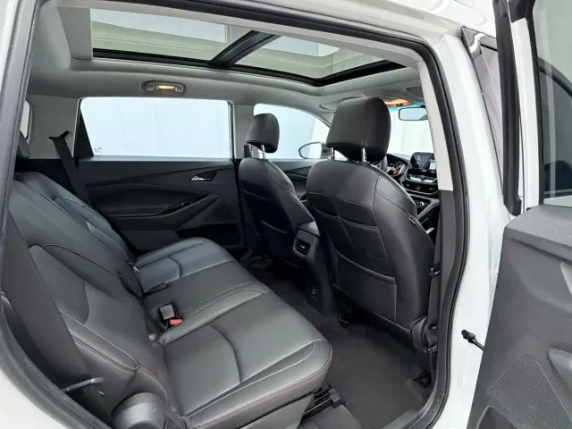 Chevrolet Orlando — Фото автомобиля 16