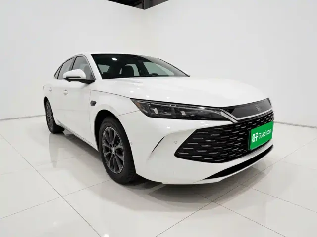BYD Qin L 2025 DM-i Smart Drive Edition 80KM Leading — Фото автомобиля 3