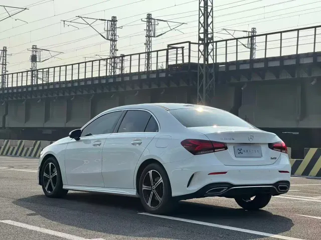 Mercedes-Benz A-Class — Фото автомобиля 7