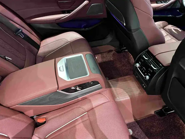 BMW 5 Series — Фото автомобиля 27