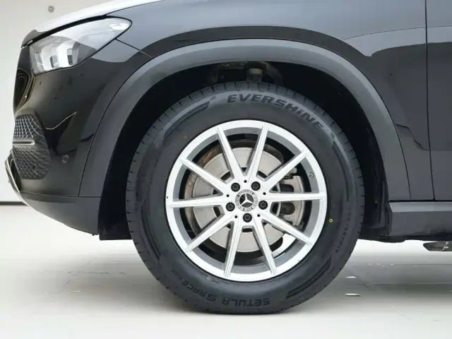 Mercedes-Benz GLE-Class — Фото автомобиля 13