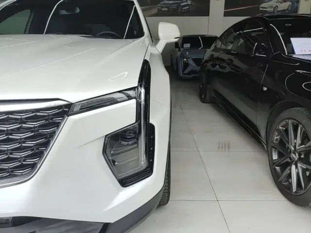Cadillac XT4 — Фото автомобиля 23