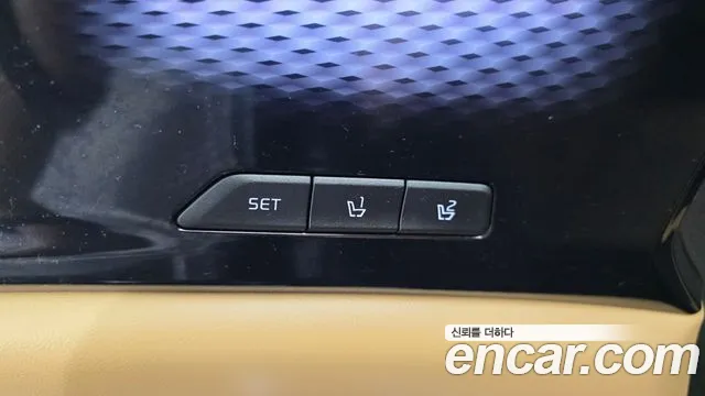 Kia Canival Carnival 4 поколение Дизель 9 мест Signature — Фото автомобиля 8