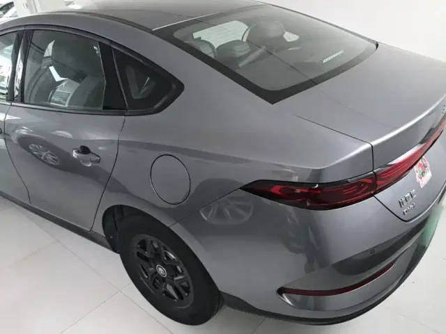 BYD Qin PLUS — Фото автомобиля 4