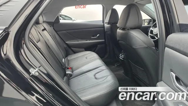 Hyundai Avante CN7 — Фото автомобиля 17