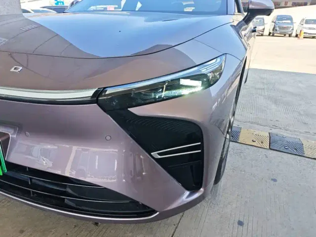 Exeed Exlantix ES 2025 Range Extender Max Urban Assist — Фото автомобиля 23