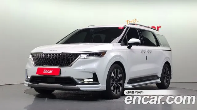 Фотография автомобиля — Kia Carnival 4th Gen