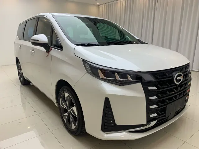 GAC Trumpchi M6 — Фото автомобиля 3