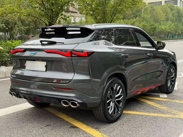 Changan Z6 — Фото автомобиля 23
