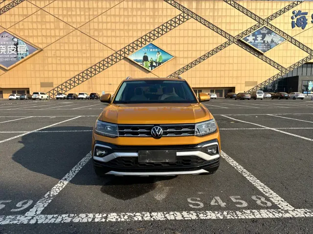 Volkswagen T-Cross — Фото автомобиля 3