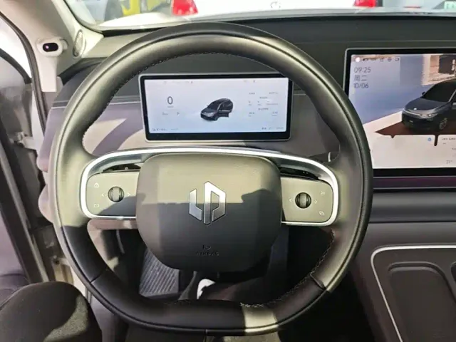 Leapmotor C10 — Фото автомобиля 10