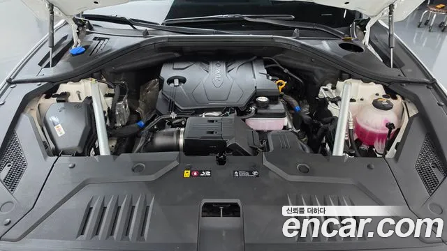 Genesis GV70 — Фото автомобиля 9