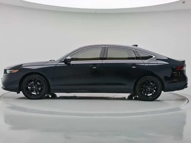 Honda Accord — Фото автомобиля 8