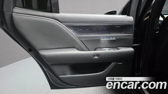 Genesis G90 Бензин 3.5 турбо AWD — Фото автомобиля 20