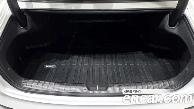 Hyundai Grandeur Grandeur (GN7) 3.5 Бензин 4WD — Фото автомобиля 15