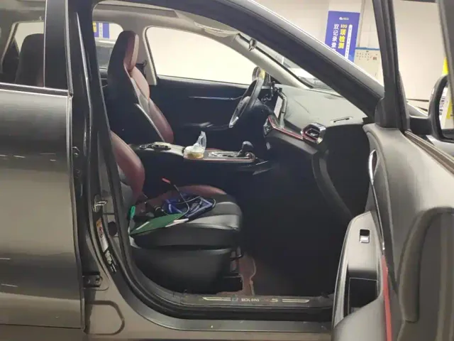 Changan Oushang X5 — Фото автомобиля 8