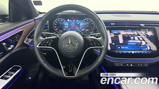 Mercedes-Benz E-Class — Фото автомобиля 19