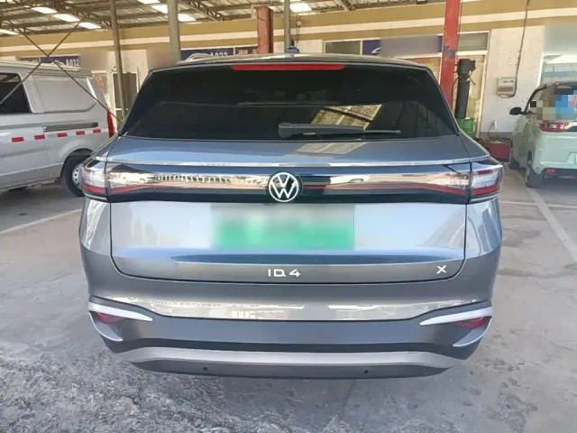 Volkswagen ID.4 X — Фото автомобиля 5