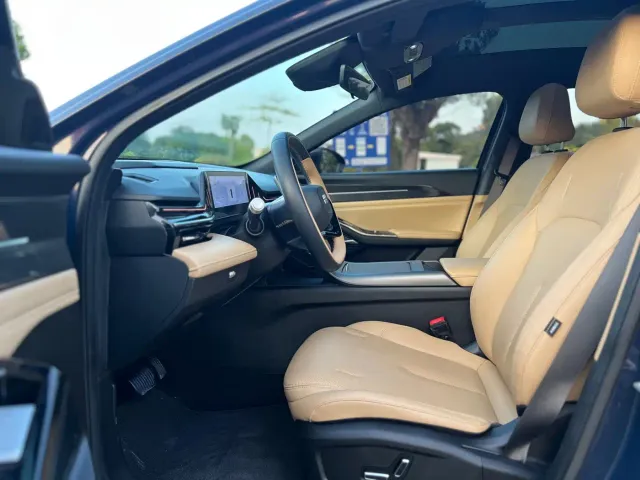 Geely Galaxy L6 — Фото автомобиля 8