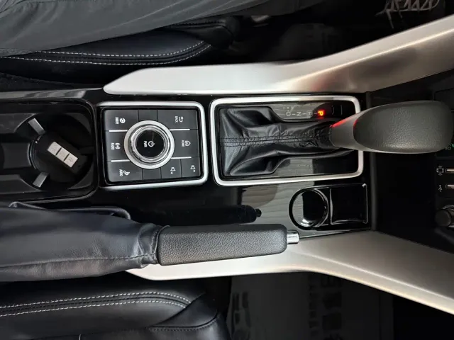 Mitsubishi Eclipse Cross — Фото автомобиля 16