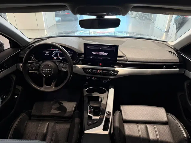 Audi A4L — Фото автомобиля 10