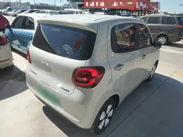 Wuling Hongguang Mini EV — Фото автомобиля 6