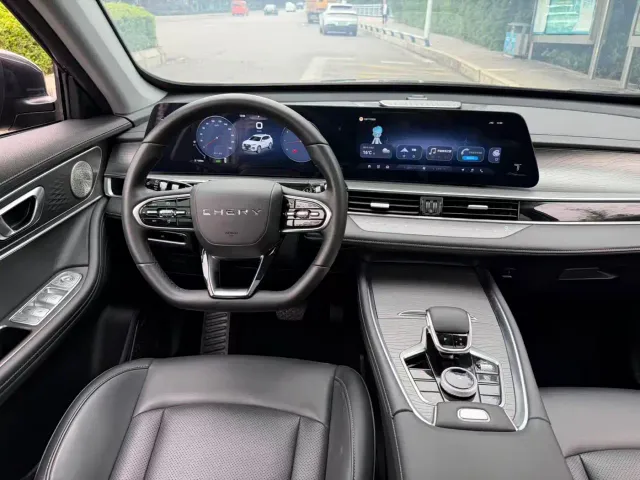Chery Tiggo 8 PLUS — Фото автомобиля 18
