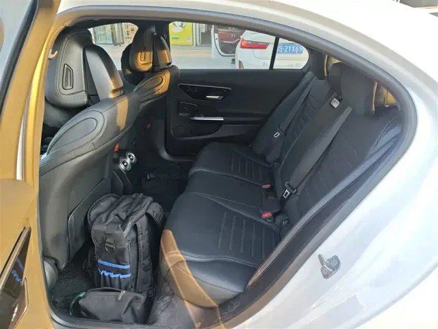Mercedes-Benz C-Class — Фото автомобиля 8