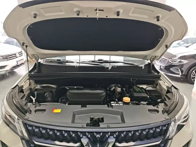 Wuling Asta — Фото автомобиля 19