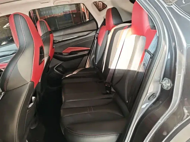 Changan Oushang X5 — Фото автомобиля 16