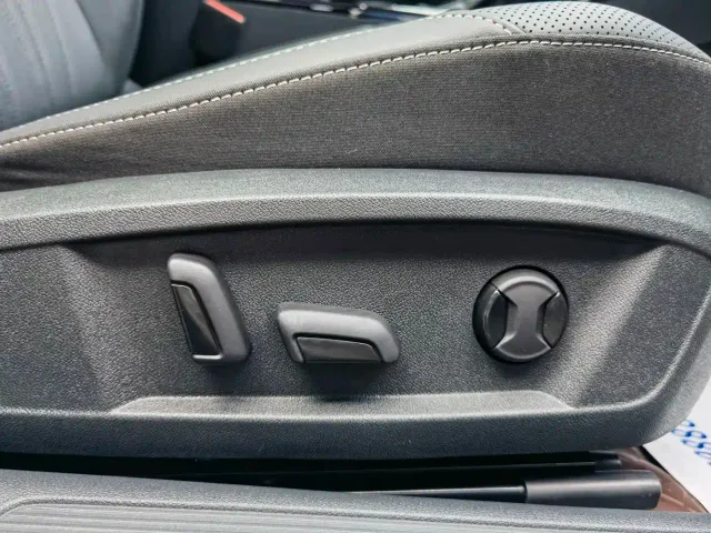 Volkswagen Passat — Фото автомобиля 14