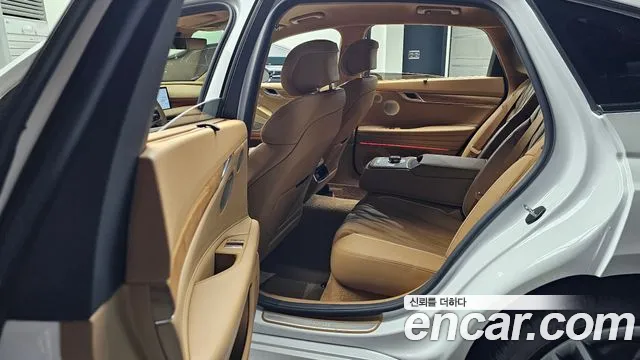 Genesis G80 Бензин 3.5 турбо AWD — Фото автомобиля 12