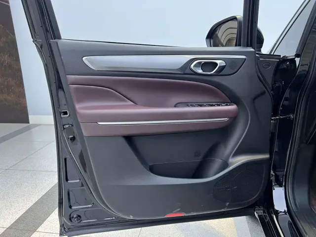 GAC Trumpchi M6 — Фото автомобиля 14