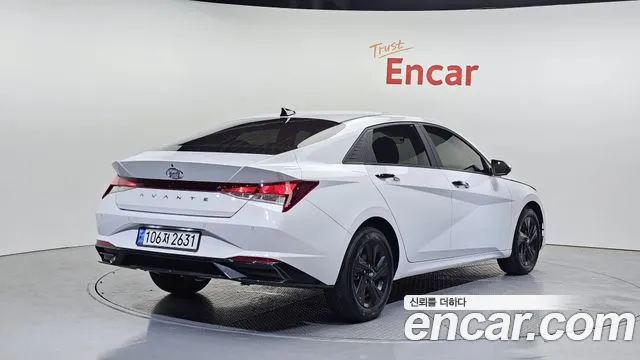 Hyundai AVANTE Avante (CN7) — Фото автомобиля 2