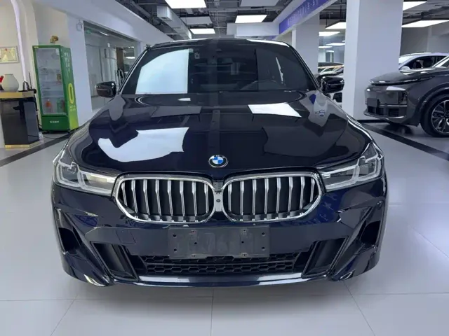 BMW 6 Series Gran Turismo — Фото автомобиля 5