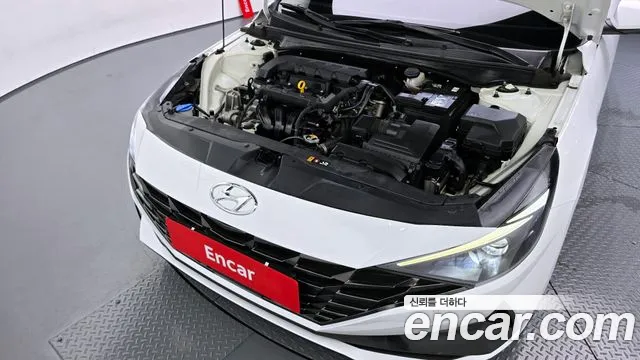 Hyundai Avante CN7 — Фото автомобиля 6