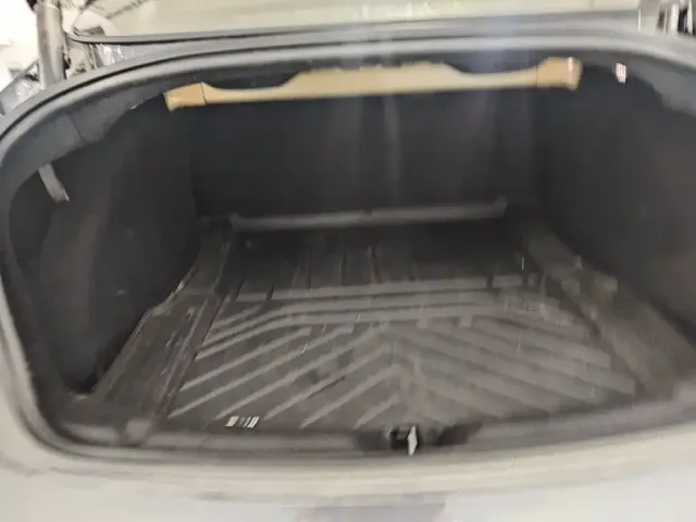 Tesla Model 3 2023 Rear-Wheel Drive — Фото автомобиля 9