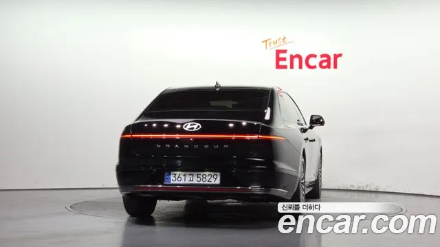Hyundai Grandeur Grandeur (GN7) 3.5 Бензин 2WD — Фото автомобиля 4